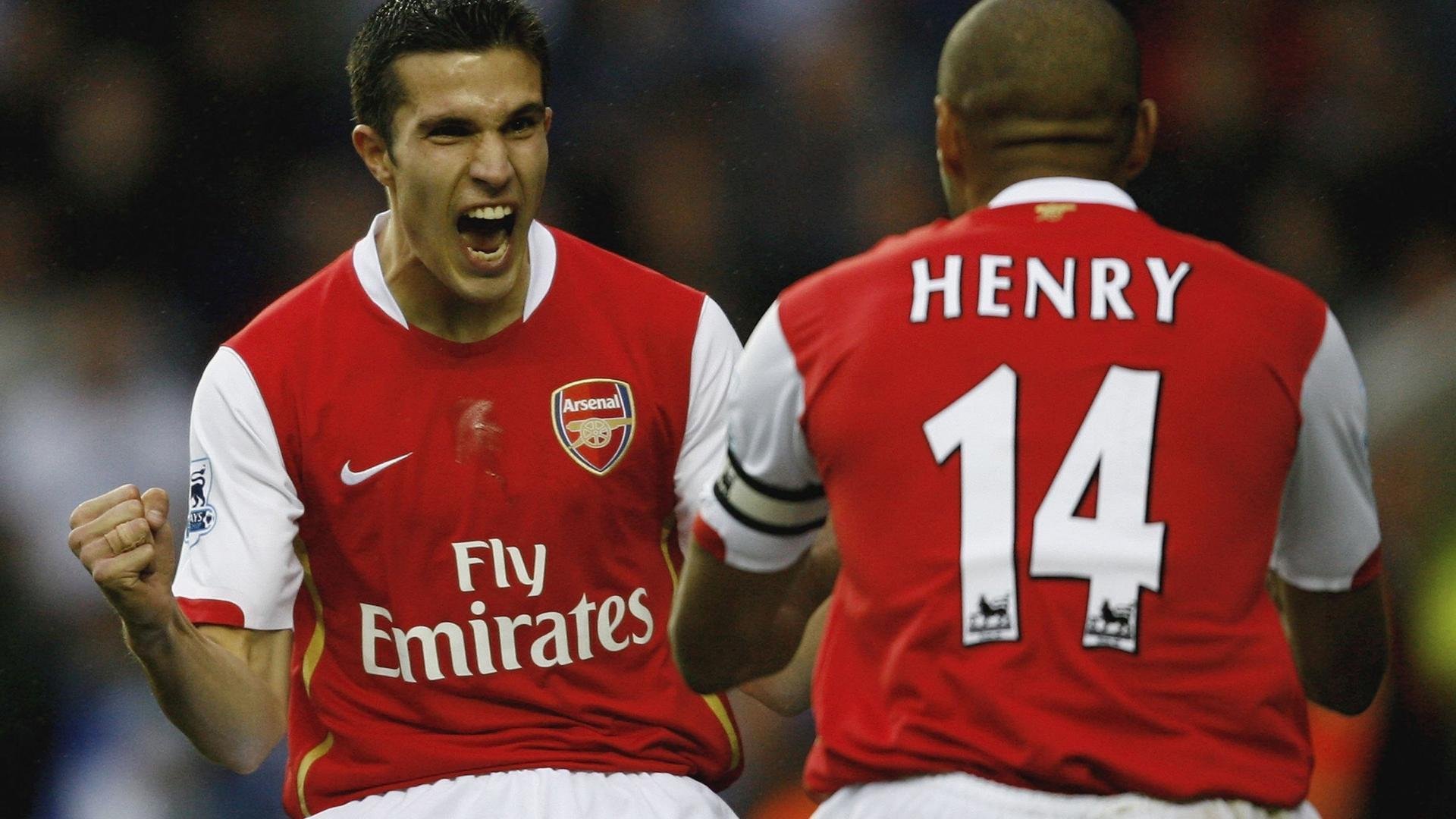 互联网+足球深度融合，推动行业与新兴技术的深度对接，互联网+体育