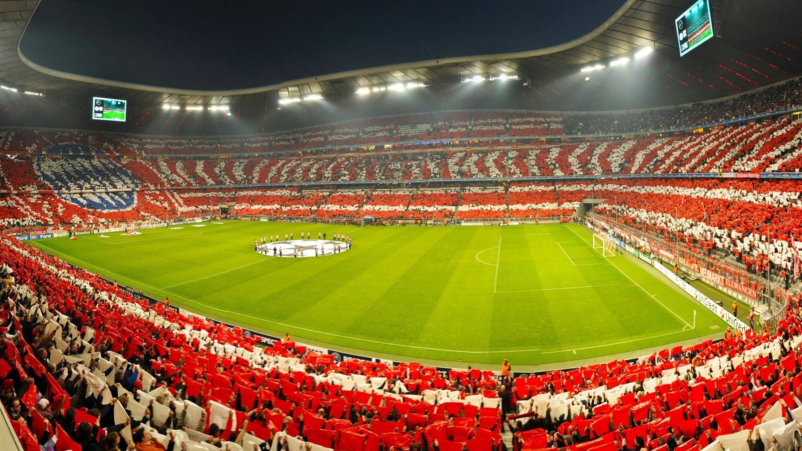 C罗助攻梅开二度，展现全能身手！，c罗替补梅开二度